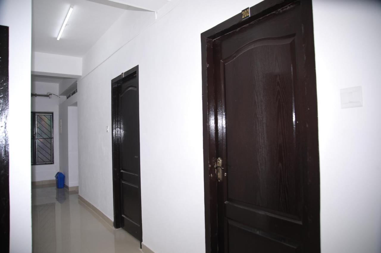 מלון טריואנדרום Meghna Residency מראה חיצוני תמונה