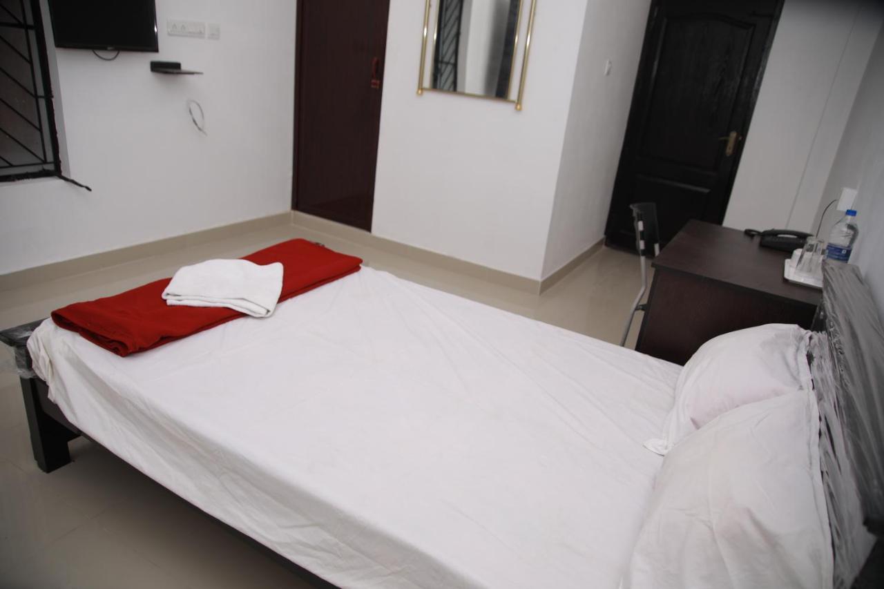 מלון טריואנדרום Meghna Residency מראה חיצוני תמונה