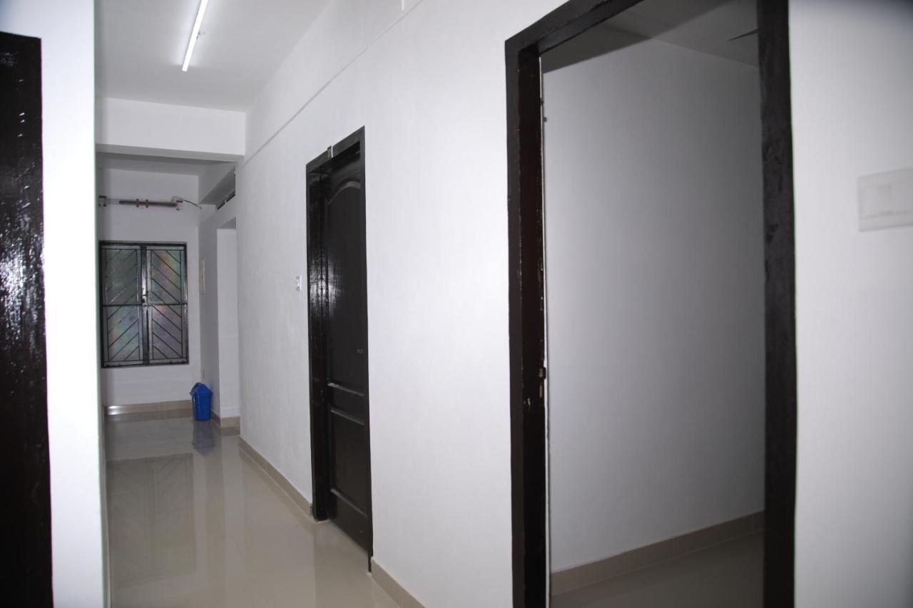 מלון טריואנדרום Meghna Residency מראה חיצוני תמונה