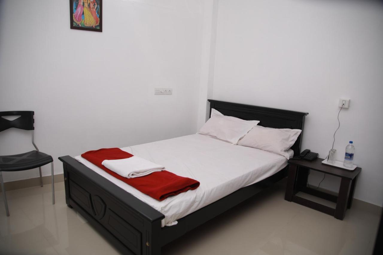 מלון טריואנדרום Meghna Residency מראה חיצוני תמונה