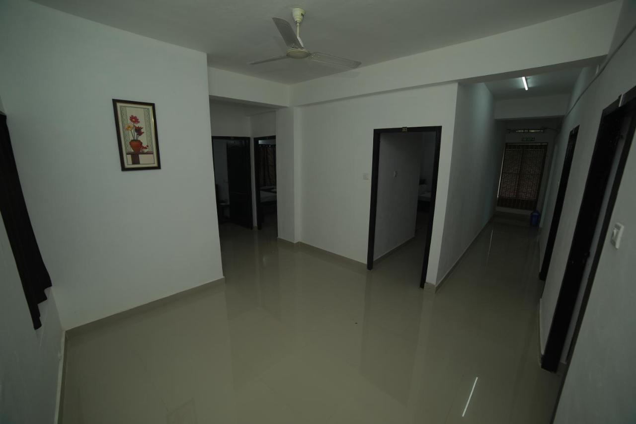 מלון טריואנדרום Meghna Residency מראה חיצוני תמונה