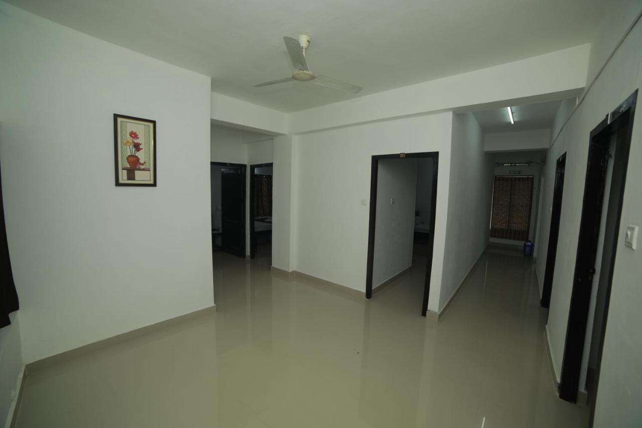מלון טריואנדרום Meghna Residency מראה חיצוני תמונה