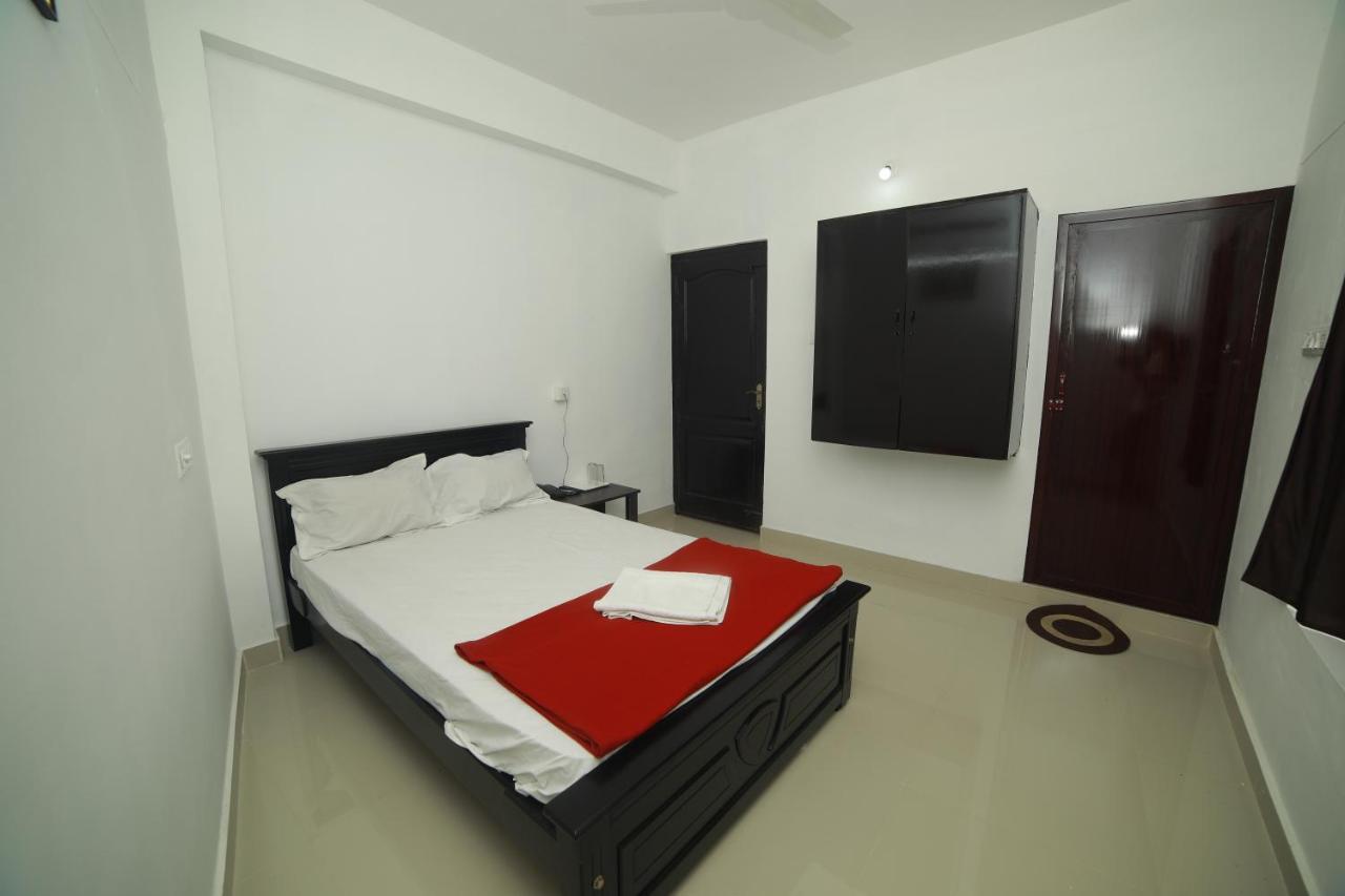 מלון טריואנדרום Meghna Residency מראה חיצוני תמונה